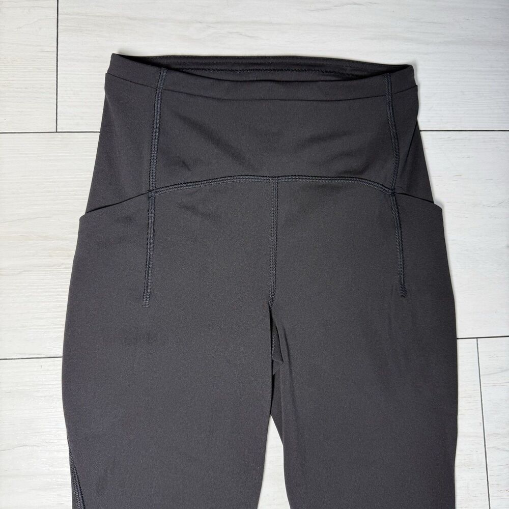 Lululemon Size 4 Black Swift Speed High Rise Crop Leggings 21” Yoga